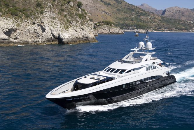 Absolute BLISS! 44m superyacht offering reduced Greece charter rates