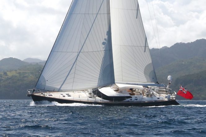 25m OYSTER 82 sailing yacht DAMA DE NOCHE is offering 10% off in New England