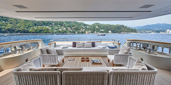 37m motor yacht Y4H charter special in Croatia