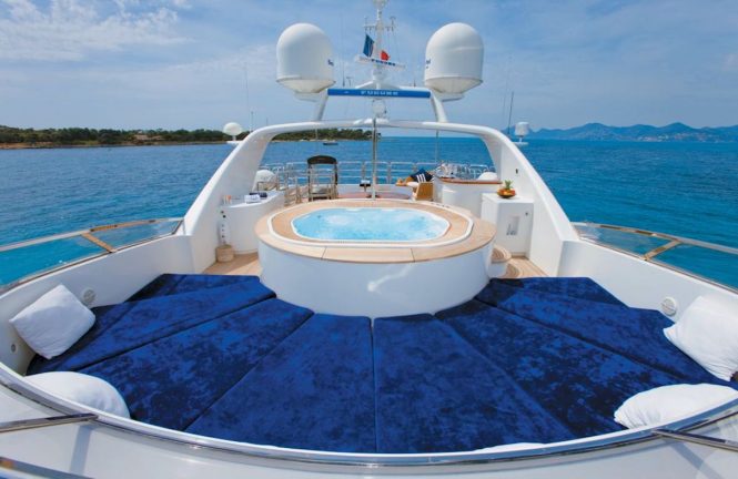 Charter Special: 36m M/Y SEABLUE’Z in the West Mediterranean