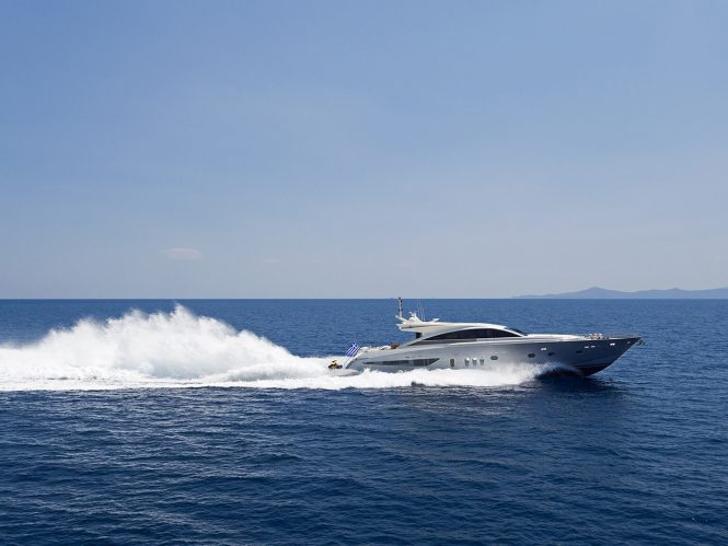 28m SUN ANEMOS offers 15% off Greece yacht charters this September