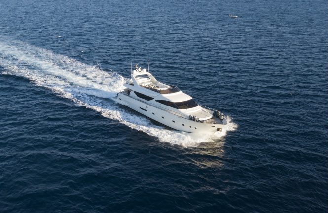 HAPPY FEET yacht charter special in Naples and Amalfi Coast in Italy