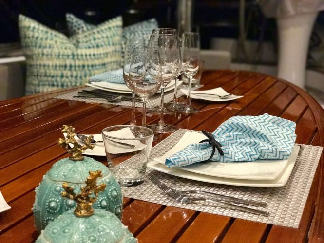 Dining set up