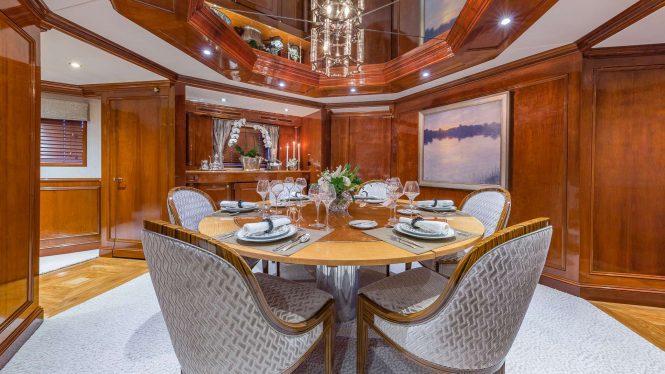 Fabulous elegant dining area