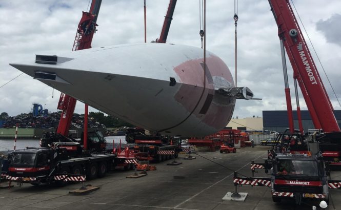 Vitters turns hull of 50m ketch