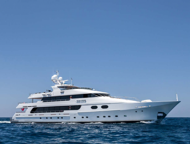 48m superyacht TOP FIVE available for Christmas and New Year in the Bahamas