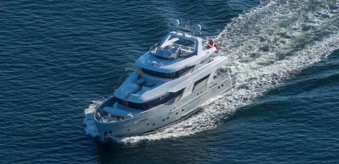 Motor yacht ARIZONA