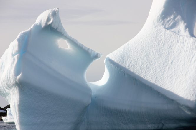 Natural wonders - Photo © Nicolas Benazeth