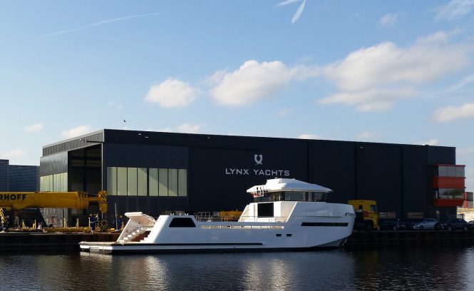First YXT 24 Evolution yacht by LYNX YACHTS hits water
