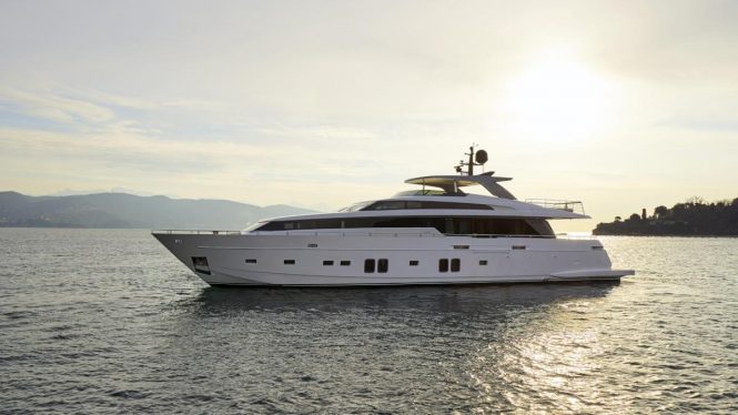 Brand-new 32m superyacht DINAIA new to charter market – available in Eastern Mediterranean’s Greece