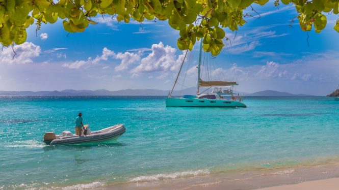 All-inclusive festive yacht charter vacation with catamaran GOOD VIBRATIONS  in the Caribbean