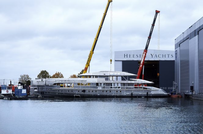 Motor yacht Project Electra hull and superstructure joined at Heesen