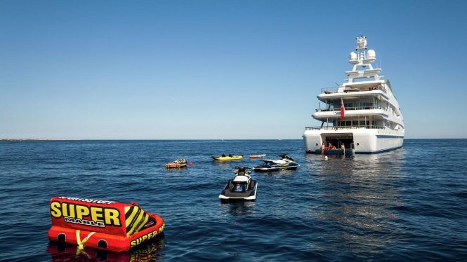 Caribbean Christmas Special with 62m Oceanco Yacht LUCKY LADY