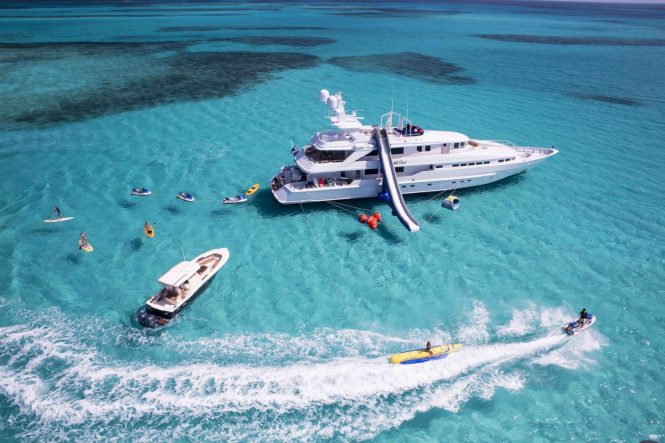 44m Superyacht AT LAST offering ‘8 Days for the price of 7’ in the Bahamas