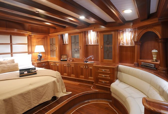 Beautiful classic interiors of Kaptan Kadir