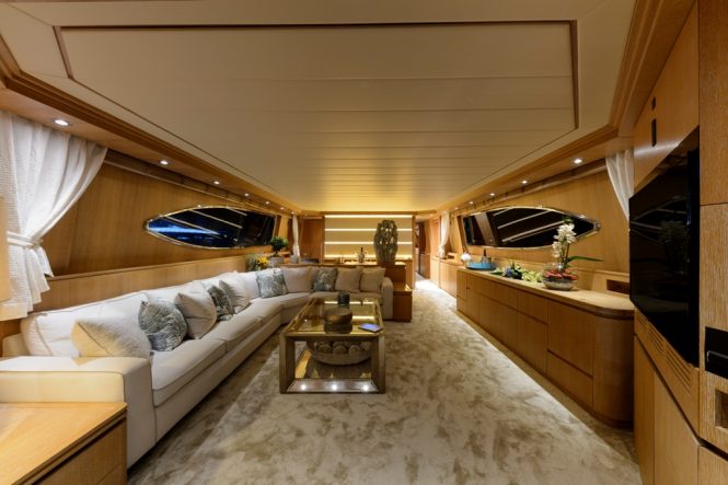 Lovely saloon