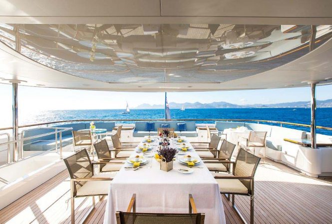 Al fresco dining possibility