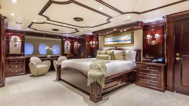 Master suite
