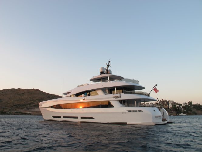 34m luxury yacht QUARANTA offering 15% off Croatia charter vacations
