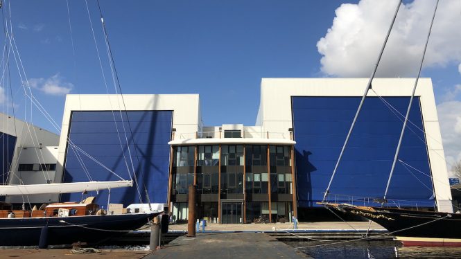 Two ‘Royals’ in the Port of Amsterdam