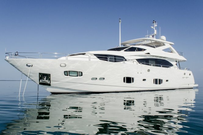 Bahamas yacht charter special with 30m Sunseeker EMRYS