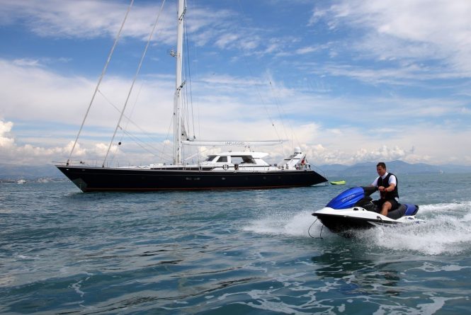 34m Sailing Yacht UNPLUGGED offering 15% charter rate reduction in France and Italy