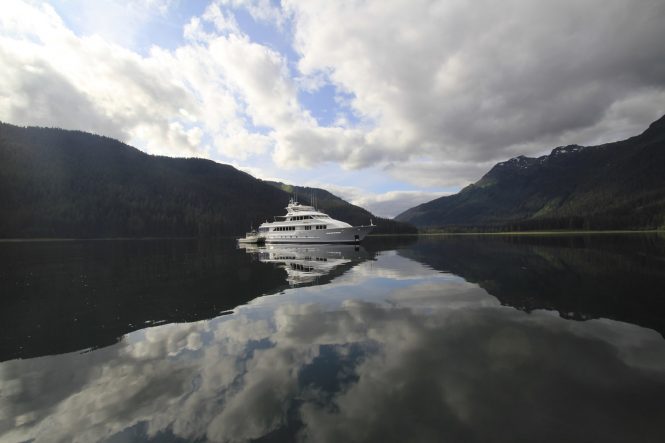 Great discount in Alaska aboard 37m Serenity 122 charter yacht