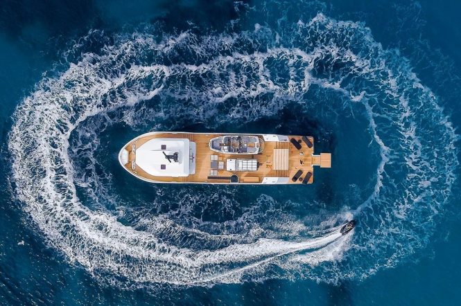 YXT 24 Evolution yacht - Photo Lynx Yachts