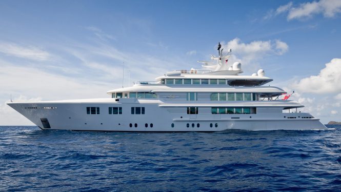 Luxury yacht LADY E arrives at Pendennis for an extensive winter refit