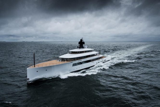 77m Luxury Yacht SYZYGY 818 joined charter market