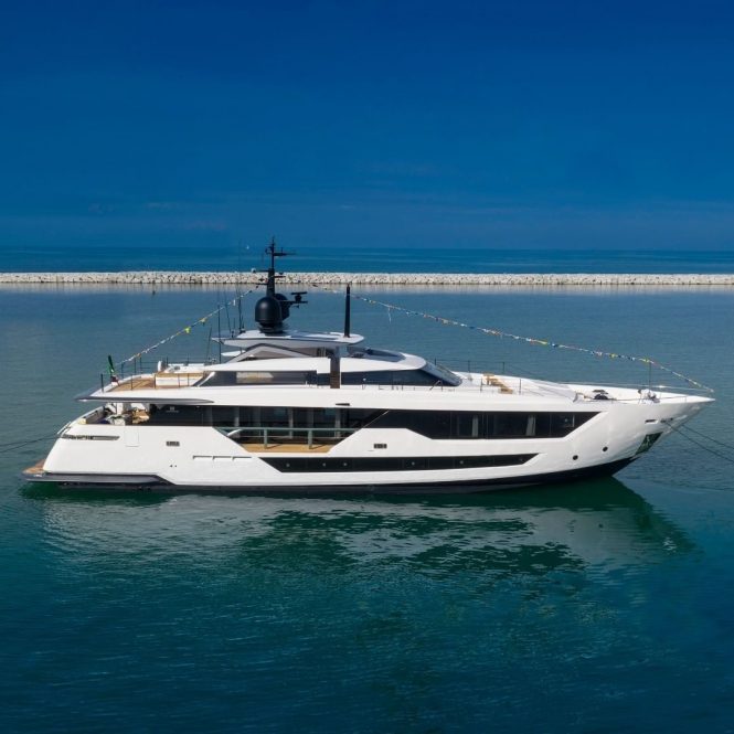 Custom Line motor yacht JAG’B launched