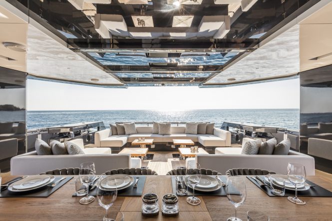 Fantastic aft deck