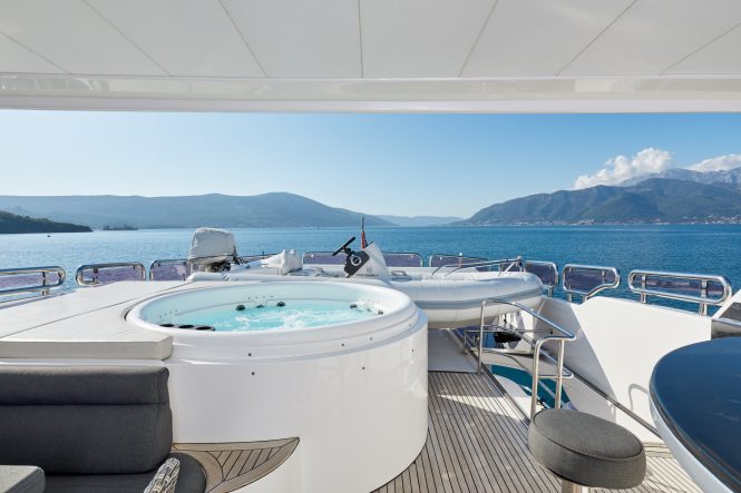 Jacuzzi
