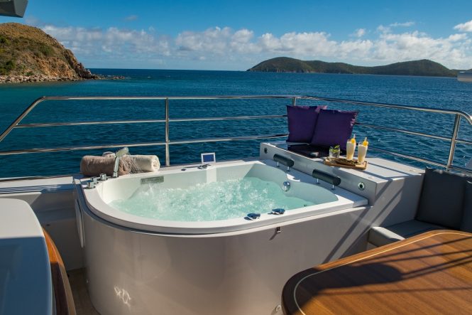 Jacuzzi on the flybridge