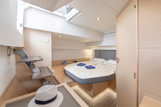 Accommodation of a sistership