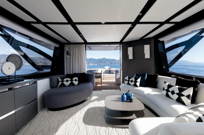S8 Salon