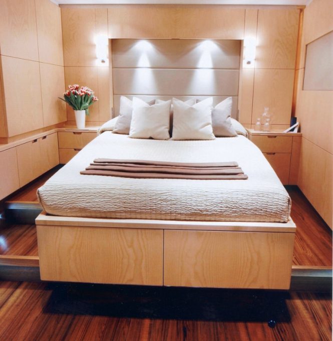 Double guest cabin
