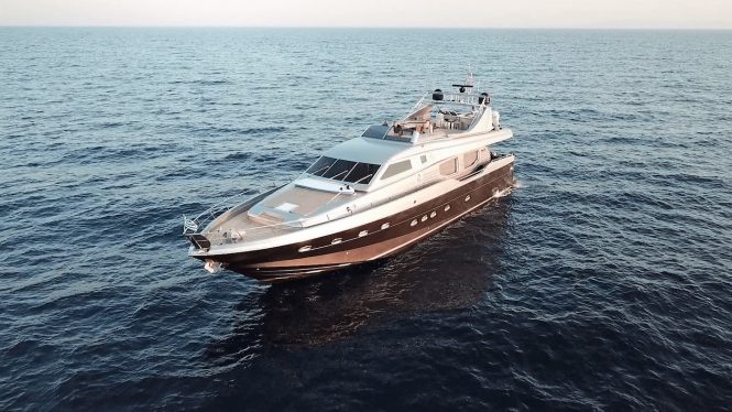 Luxury charter yacht Johnny Handsome available now in Greece and Turkey