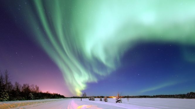 Alaska - Aurora Borealis Photo © janeb13
