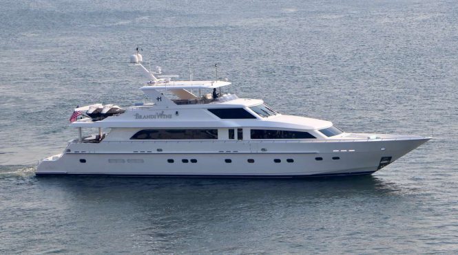 34m BRANDI WINE superyacht offering 10% discount in Florida, Bahamas or New England