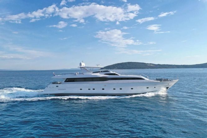 34m charter yacht Princess Lona offering discounted vacations in Croatia