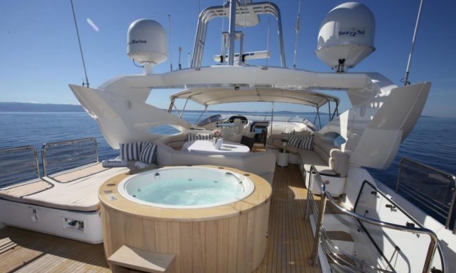 sundeck