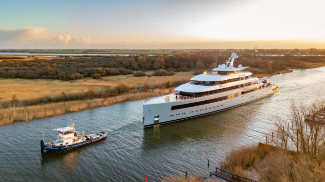 Feadship delivers superyacht Moonrise
