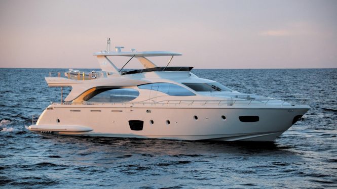 27m Greek charter yacht LA FENICE at low season rate for remainder of 2020