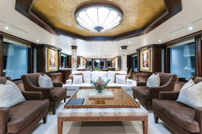 Comfortable saloon
