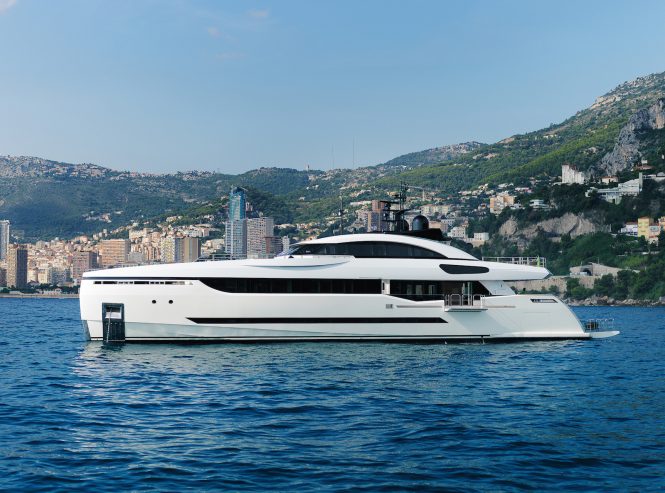 Motor yacht KATIA
