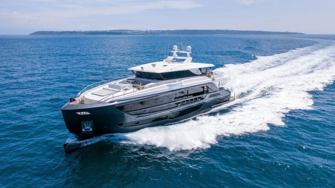 Horizon Yachts luxury yacht Untethered launched