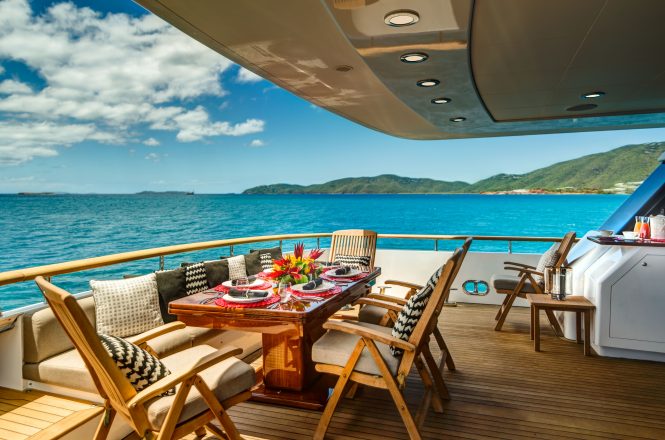 aft deck dining
