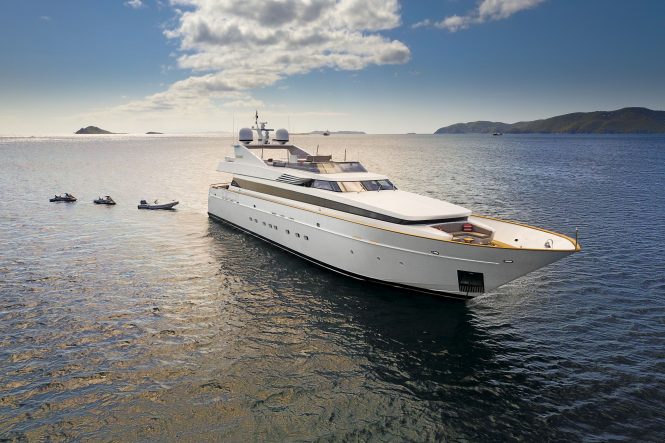 See out winter 2020 in luscious Caribbean charter grounds aboard newly refitted luxury yacht Gladius