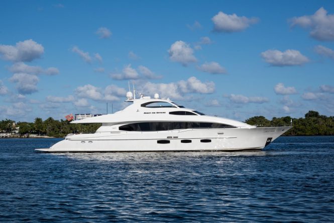 Special offer: 5% discount on fantastic luxury yacht Money for Nothing in the Bahamas